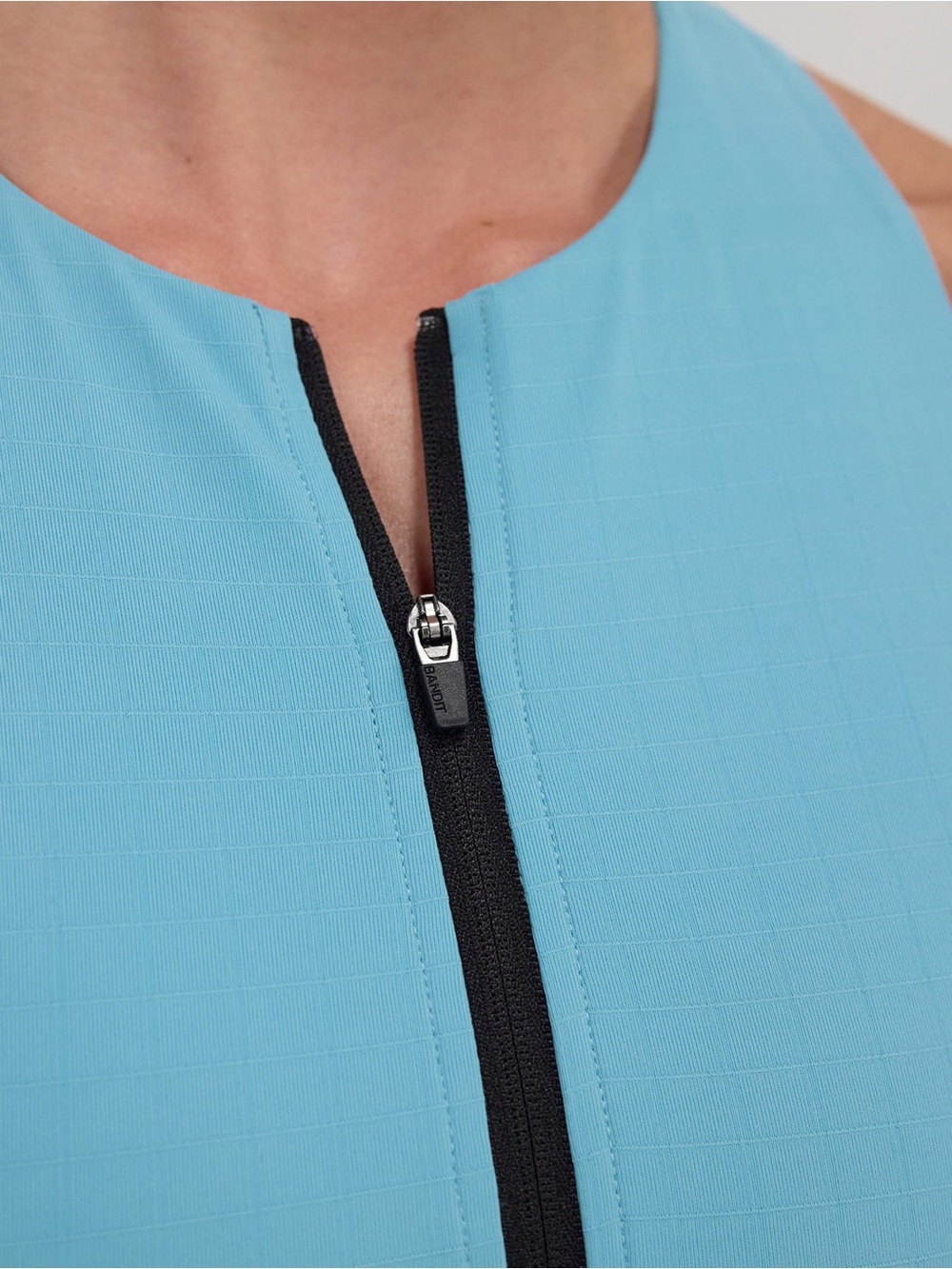 Bandit Running GRIDLOCK™ ZIP FRONT RACE CROP - VINTAGE BLUE - Picture 9 of 12